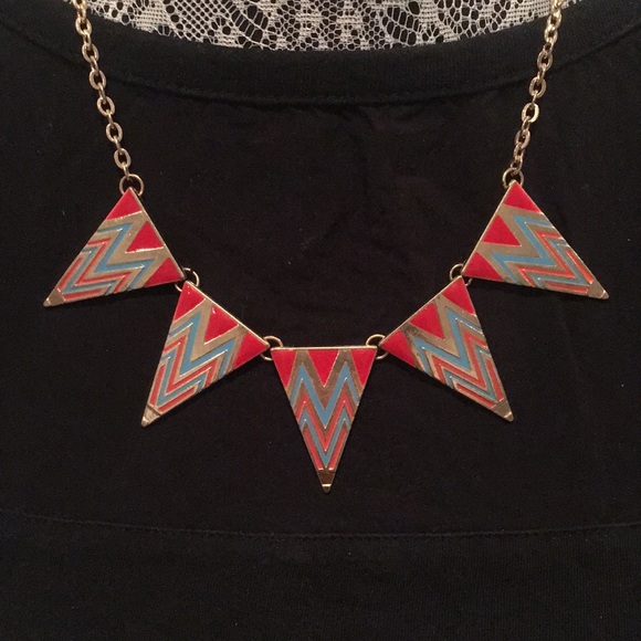 Native styled Necklace - Picture 2 of 3